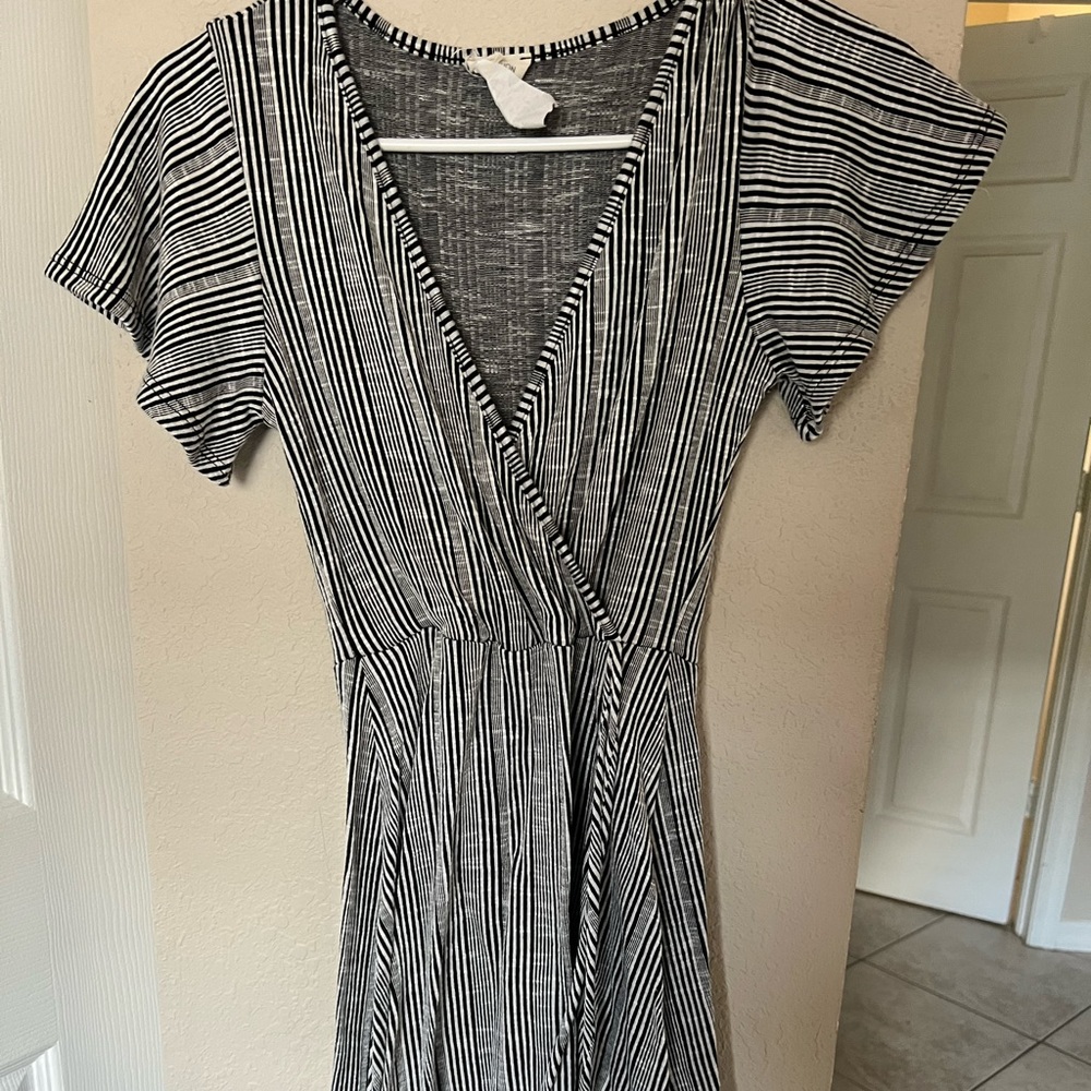 Caution to the Wind Casual Summer Dress SMALL